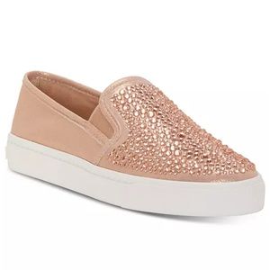 INC‎ Sammee Slip-On Sneakers New in shoebox size 9w